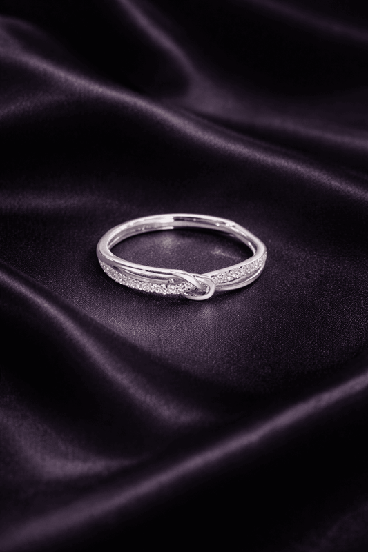Eternal Twist Ring